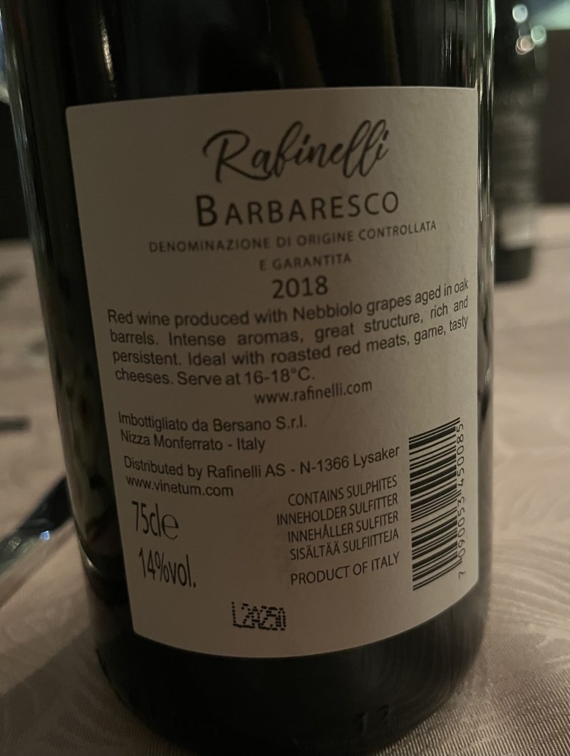 Baksida av Barbaresco