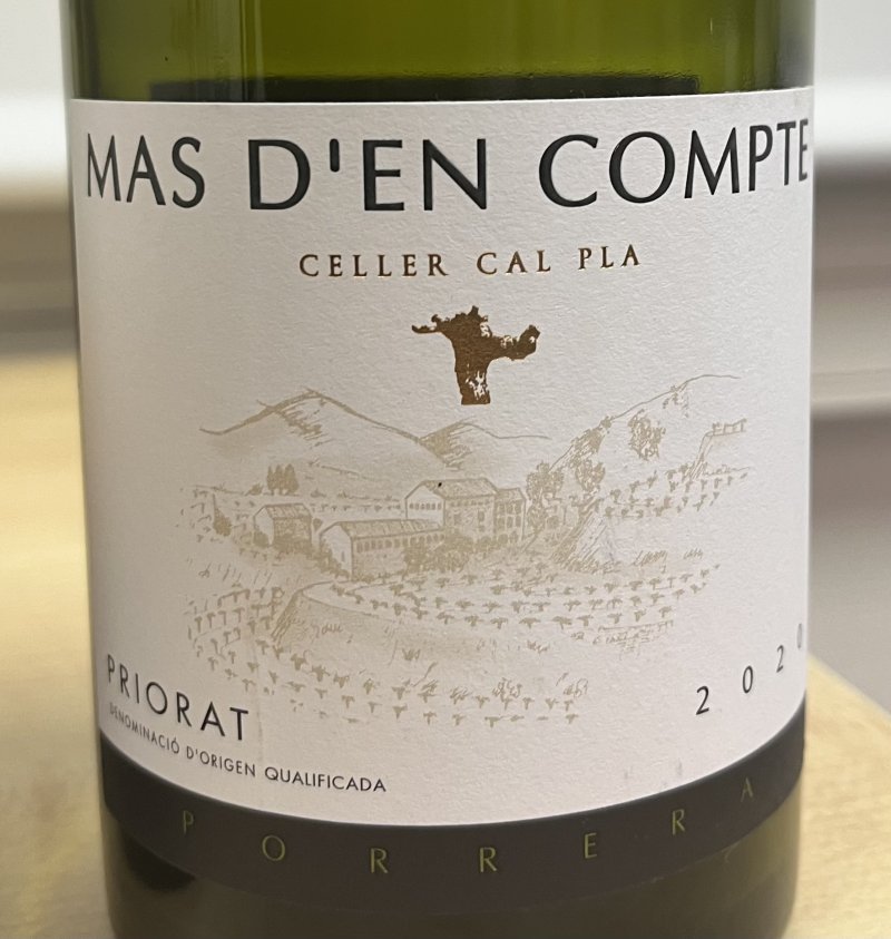 Framsida av Mas d'En Compte Blanc Celler Cal Pla