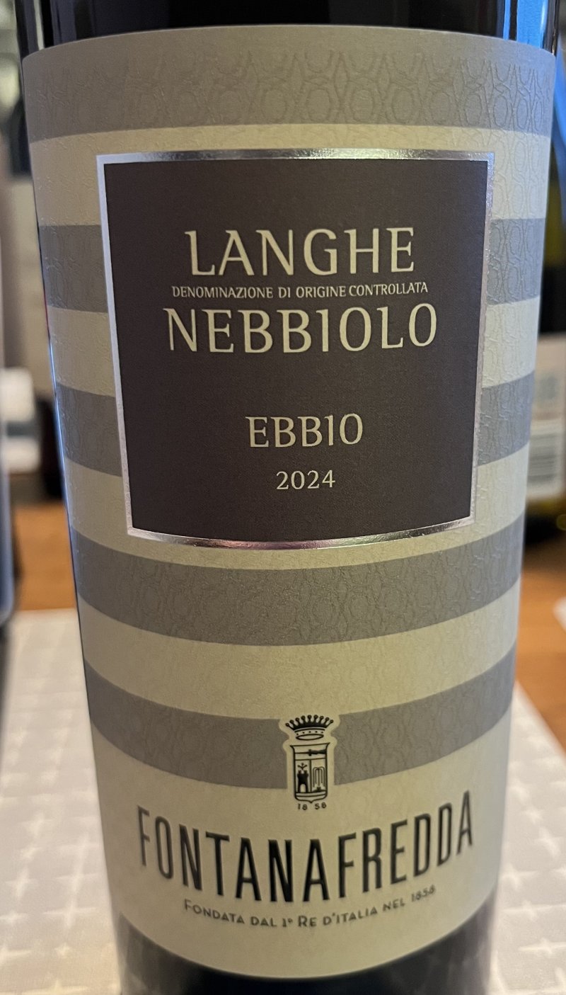 Framsida av Langhe Nebbiolo Fontanafredda
