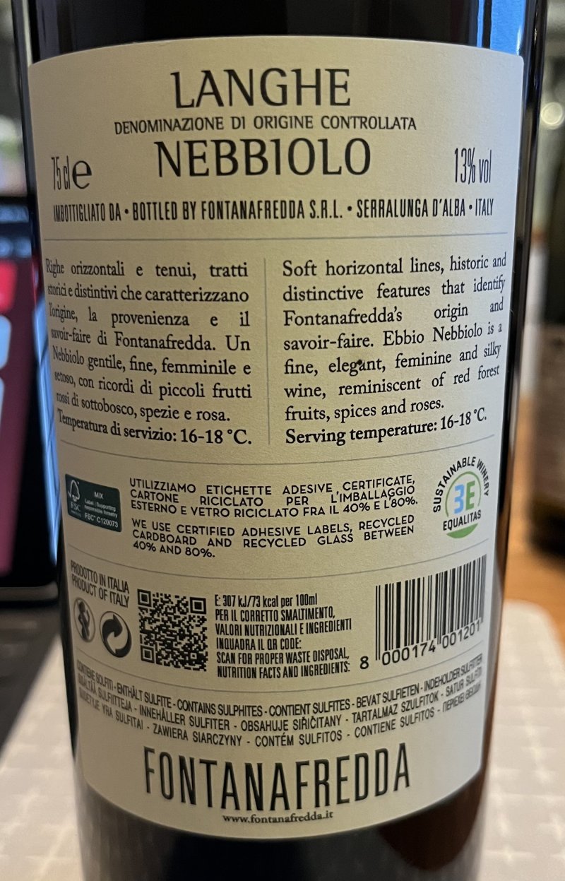 Baksida av Langhe Nebbiolo Fontanafredda