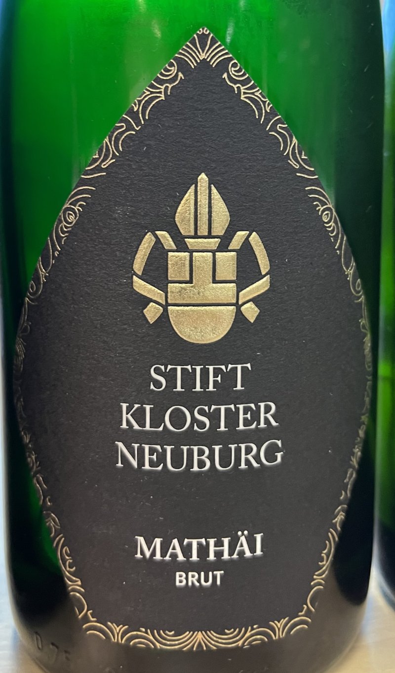 Framsida av Stift Kloster Neuburg