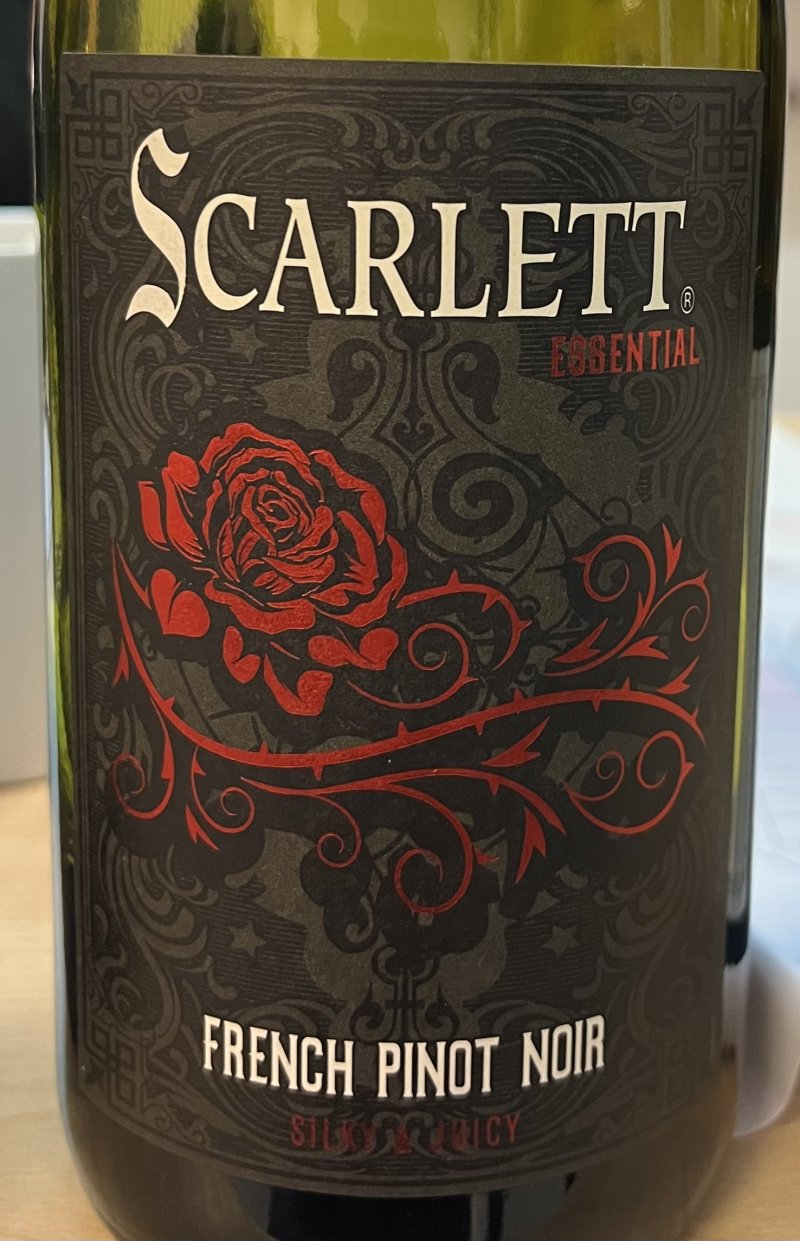 Framsida av Scarlett Essential French